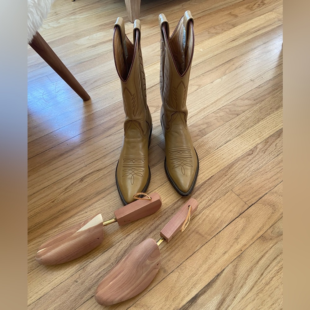 Vintage Nocona Boots 7B $120